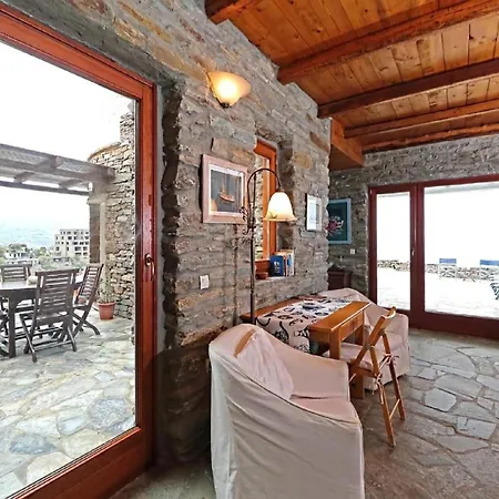 Magnificent Kea | Faros | 5 Bedrooms | Direct Access To Sea | Private Pool | Rooftop Terrace With Wonderful Views | Koundouros