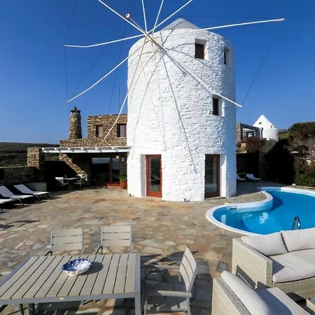 Villa Magnificent Kea | Faros | 5 Bedrooms | Direct Access To Sea | Private Pool | Rooftop Terrace With Wonderful Views | *